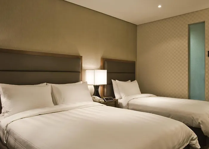 Hotel Lotte Mapo 4*