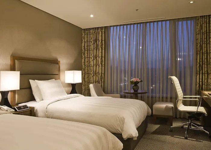 Hotel Lotte Mapo 4*