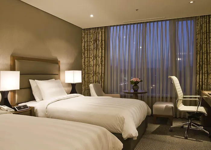 Hotel Lotte Mapo 4*